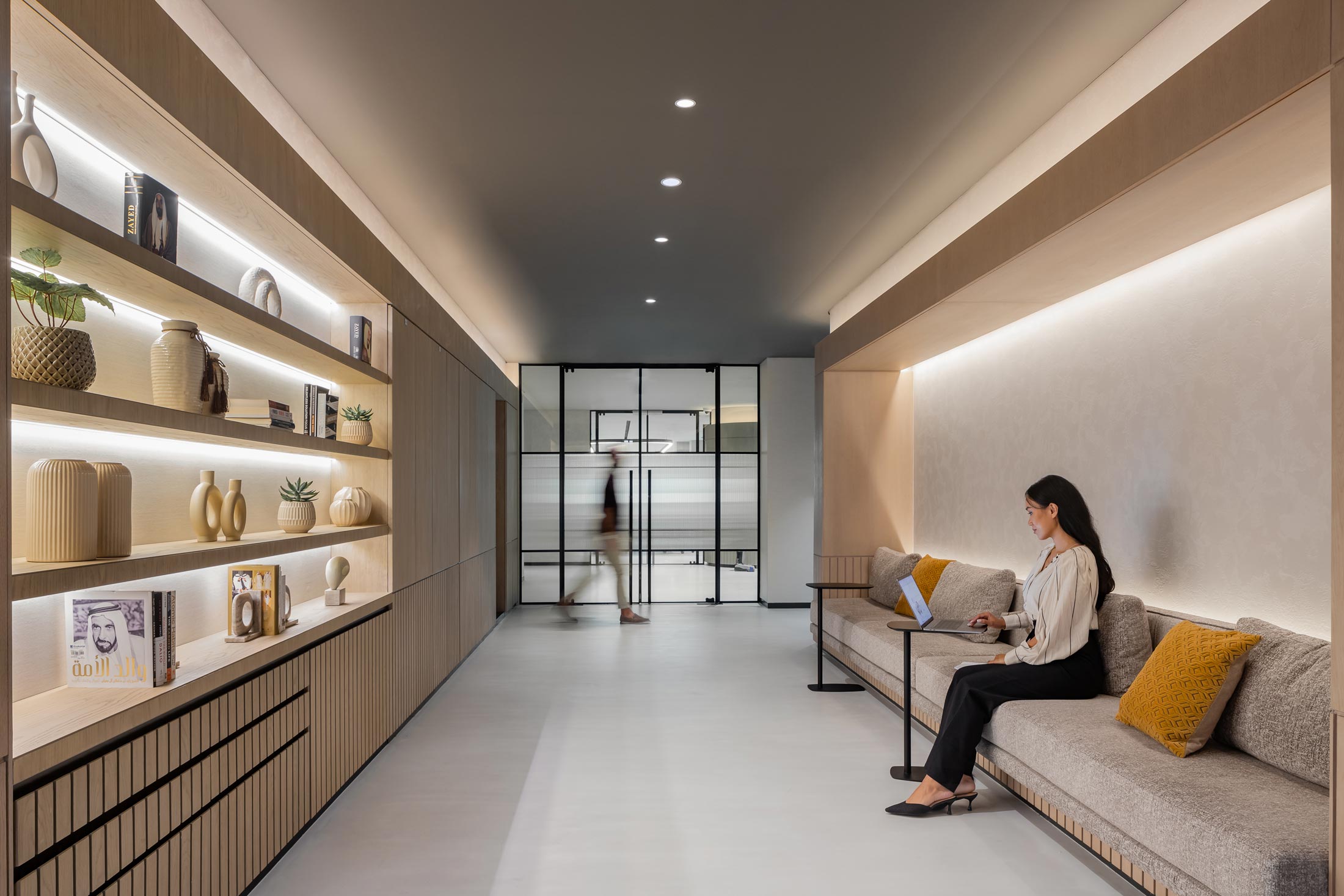 First Abu Dhabi Bank — Workplace Floors and Back of House