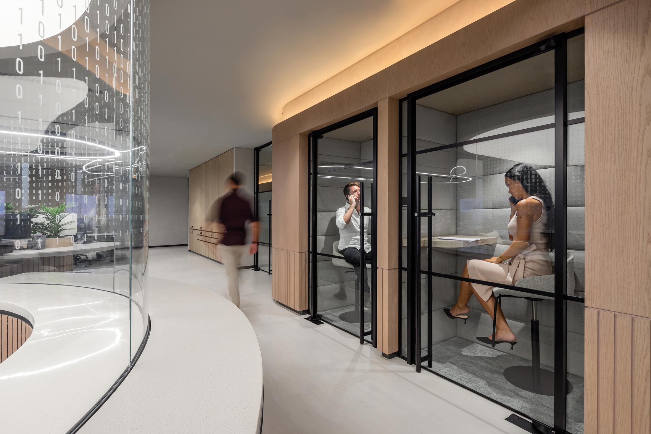 First Abu Dhabi Bank — Workplace Floors and Back of House